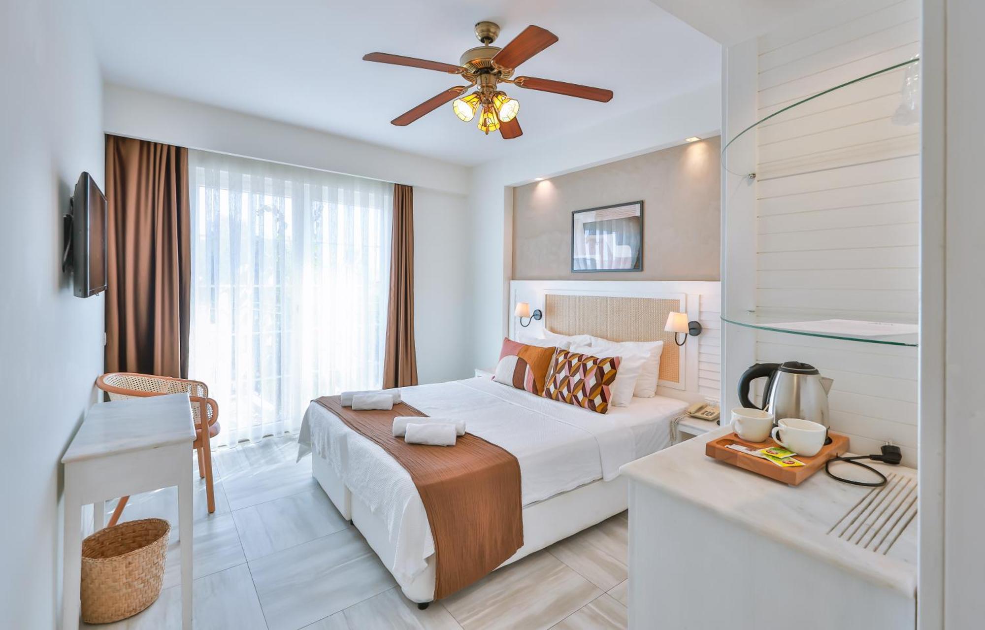 קס Livia Hotel מראה חיצוני תמונה